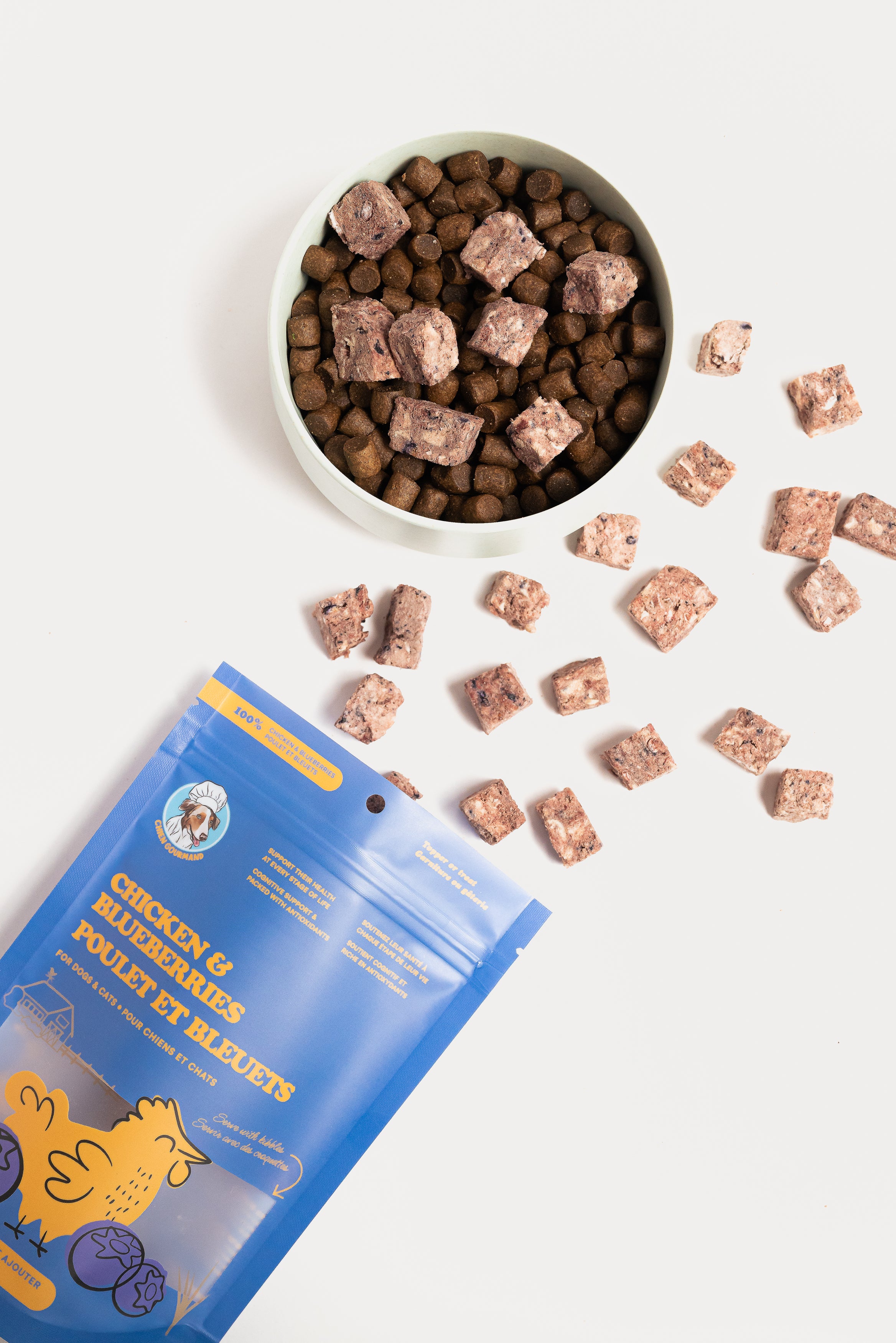 Cubes de poulet et bleuets lyophilisés- Chien Gourmand